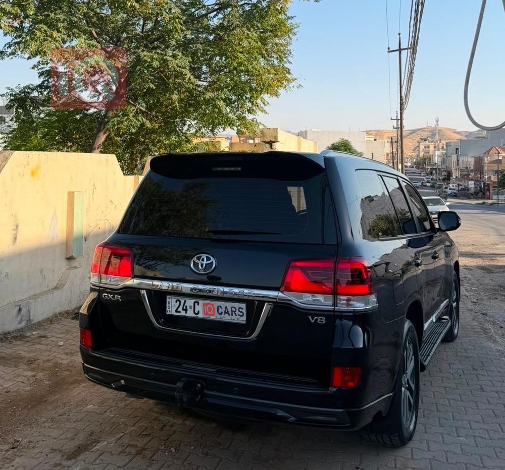 تويوتا لاندكروزر